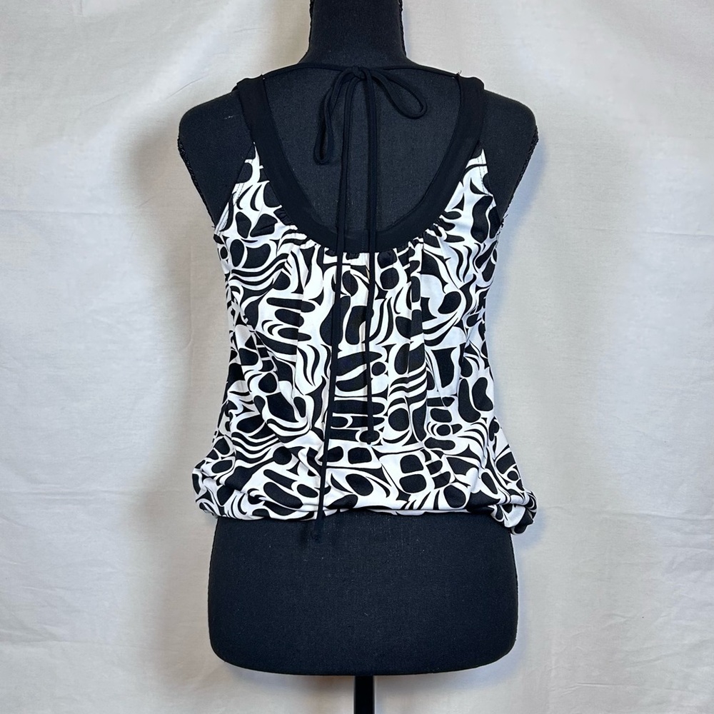 Wrapper Black and White Abstract Sleeveless Tank - Picture 3 of 5